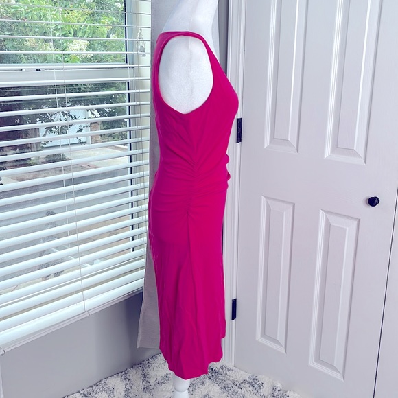 Express Low Cut Keyhole Back Ruched Sleeveless Dress | Built-in Bralette - Picture 7 of 12